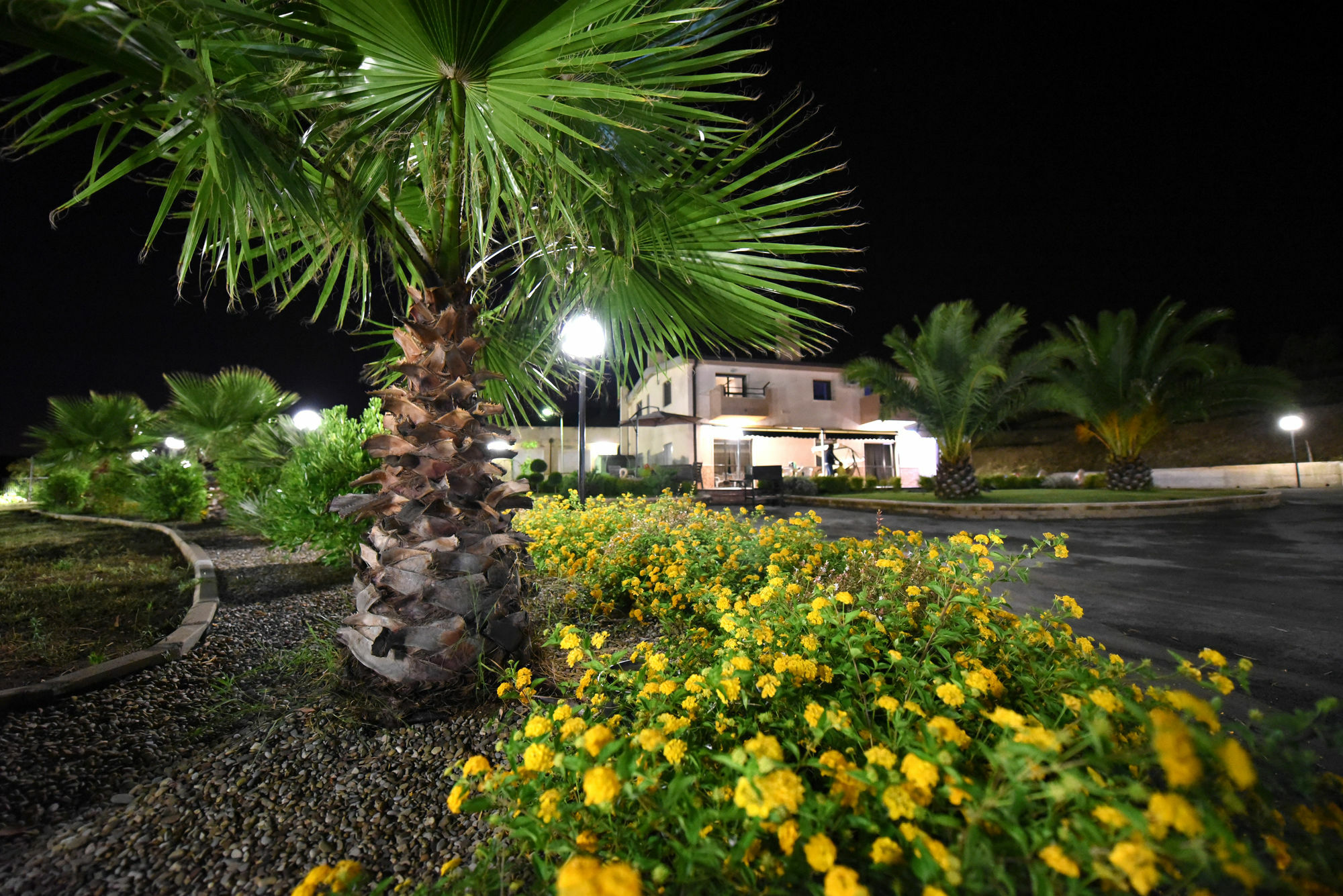 Eden Sassi Matera Bed & Breakfast Exterior photo